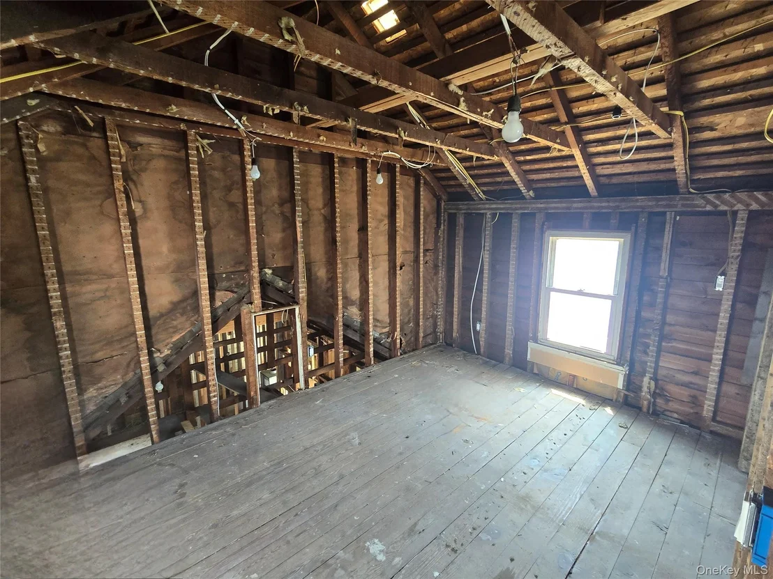 Photo of 31 Union Ave