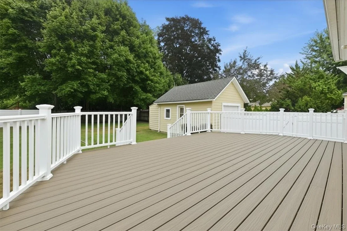 Photo of 991 Cottage Place