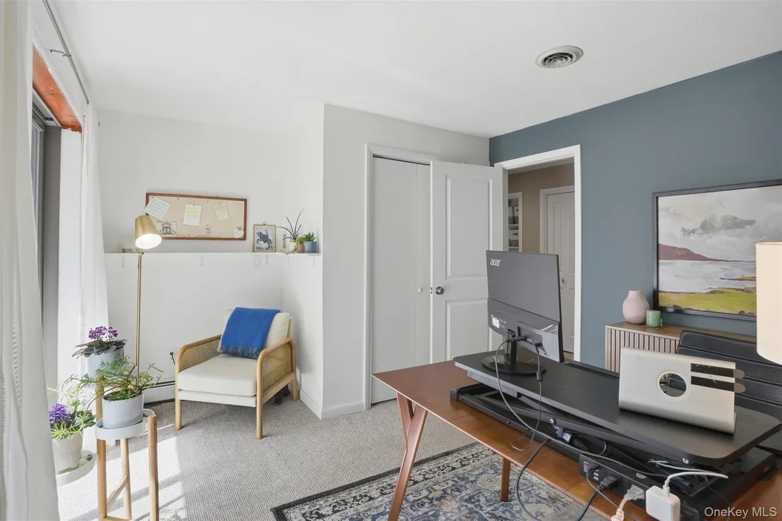 Photo of 17 Stoutenburgh Drive