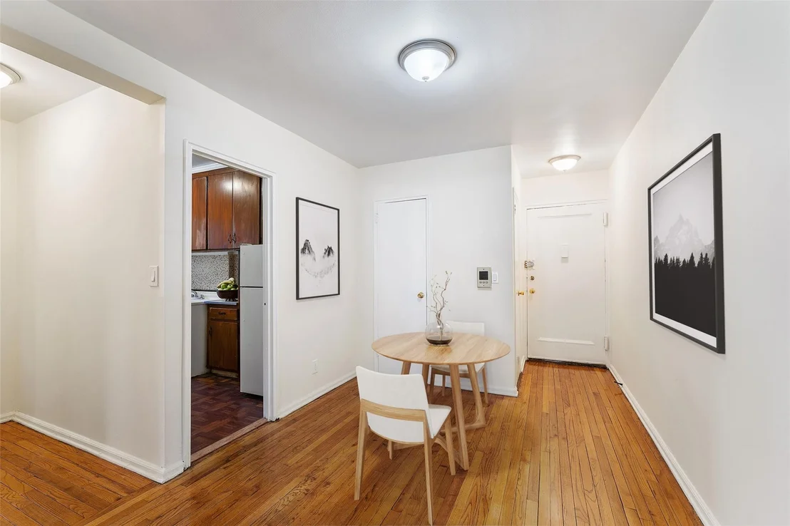 Photo of Unit 17 at 780 Bronx River