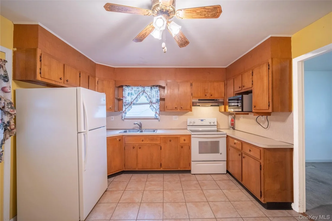 Photo of 32 Peter Cooper Drive