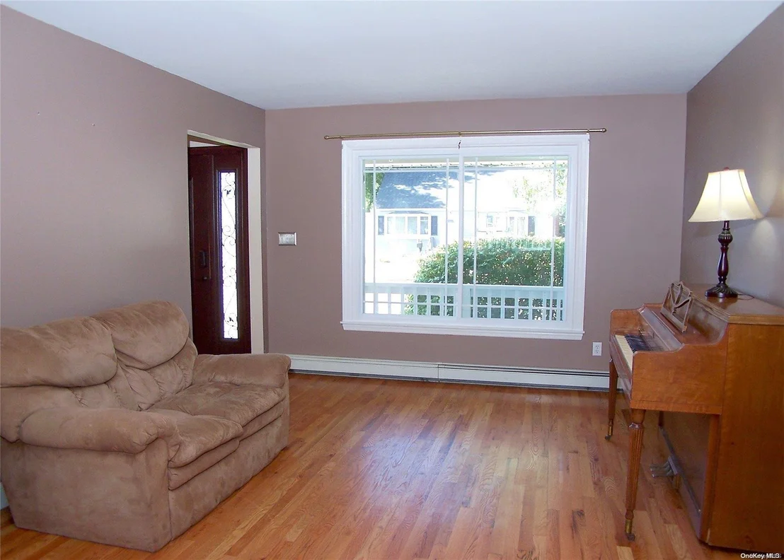Photo of 88 Moody Avenue