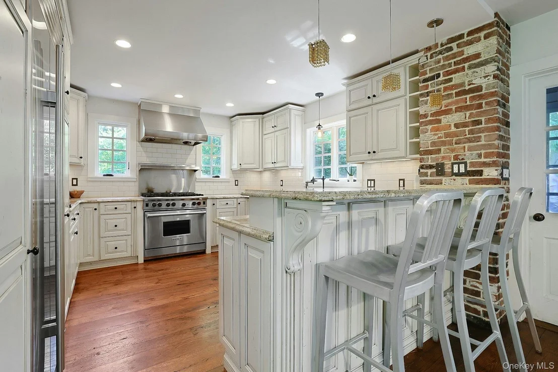 Photo of 65 Douglas Road