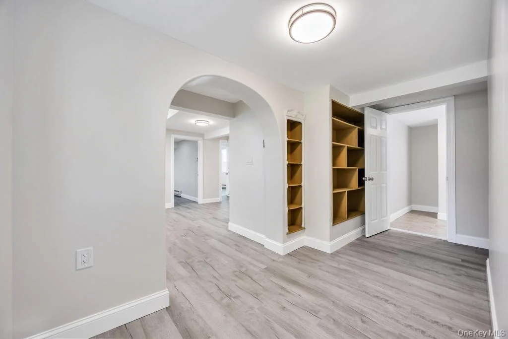 Photo of 18 Islip Drive