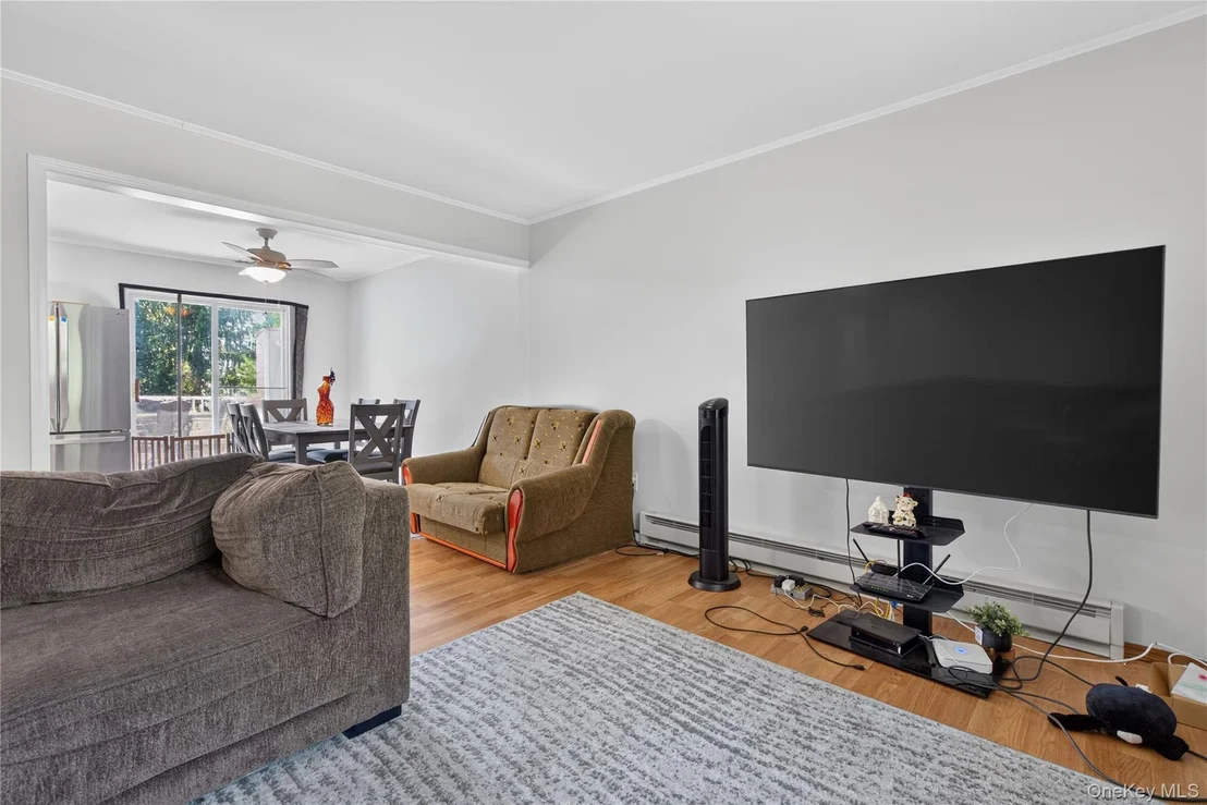 Photo of 108 Maplewood Avenue