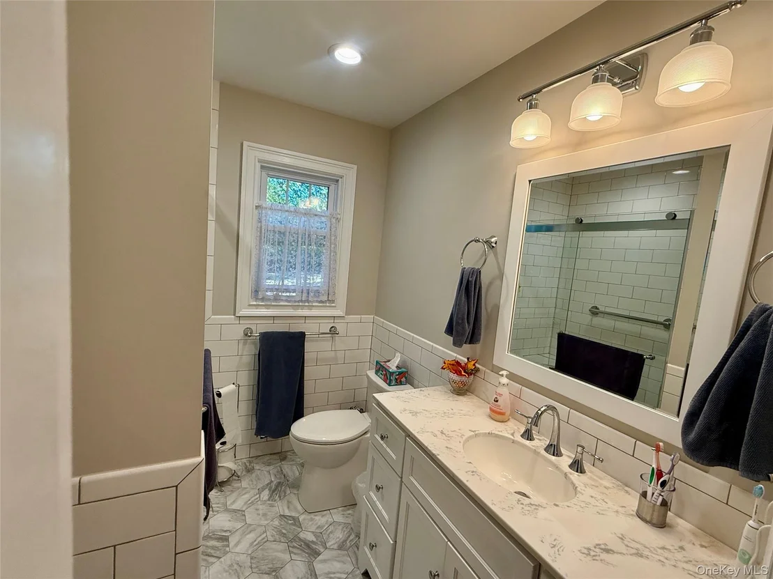 Photo of 78 Edgehill Drive