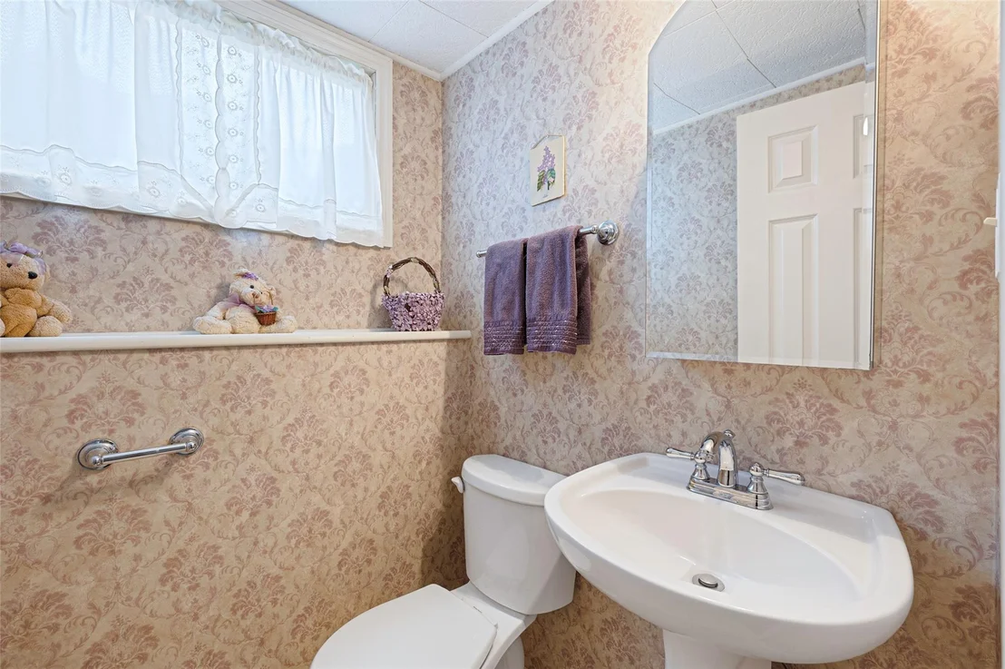 Photo of 15 Peony Lane