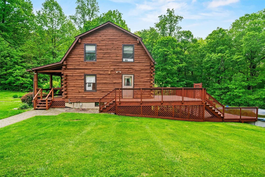 Photo of 430 Strawridge Road