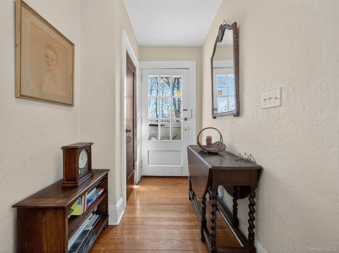 Photo of 108 Summit Avenue