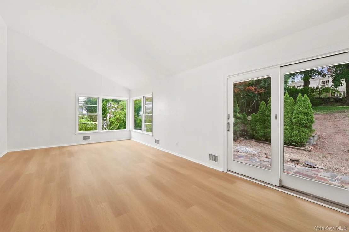 Photo of 24 Valley View Terrace