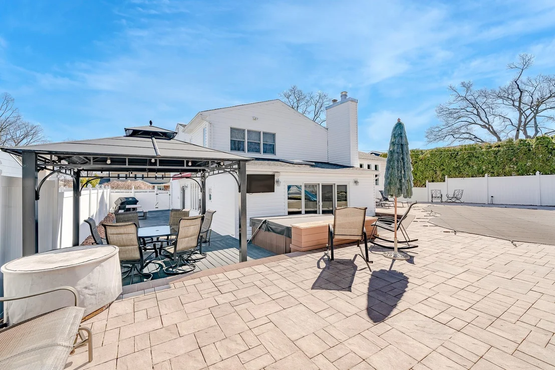 Photo of 40 Roy Drive