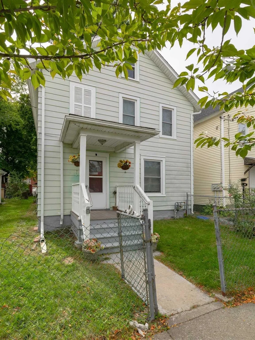 Photo of 79 COTTAGE Street
