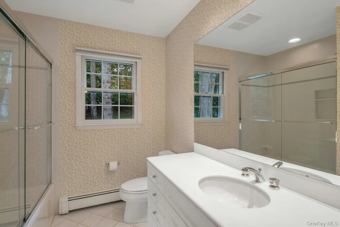 Photo of 409 Central Drive