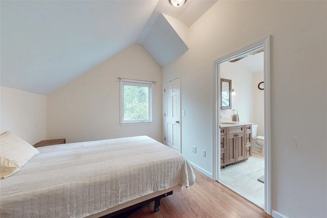 Photo of 47 Champlain Drive