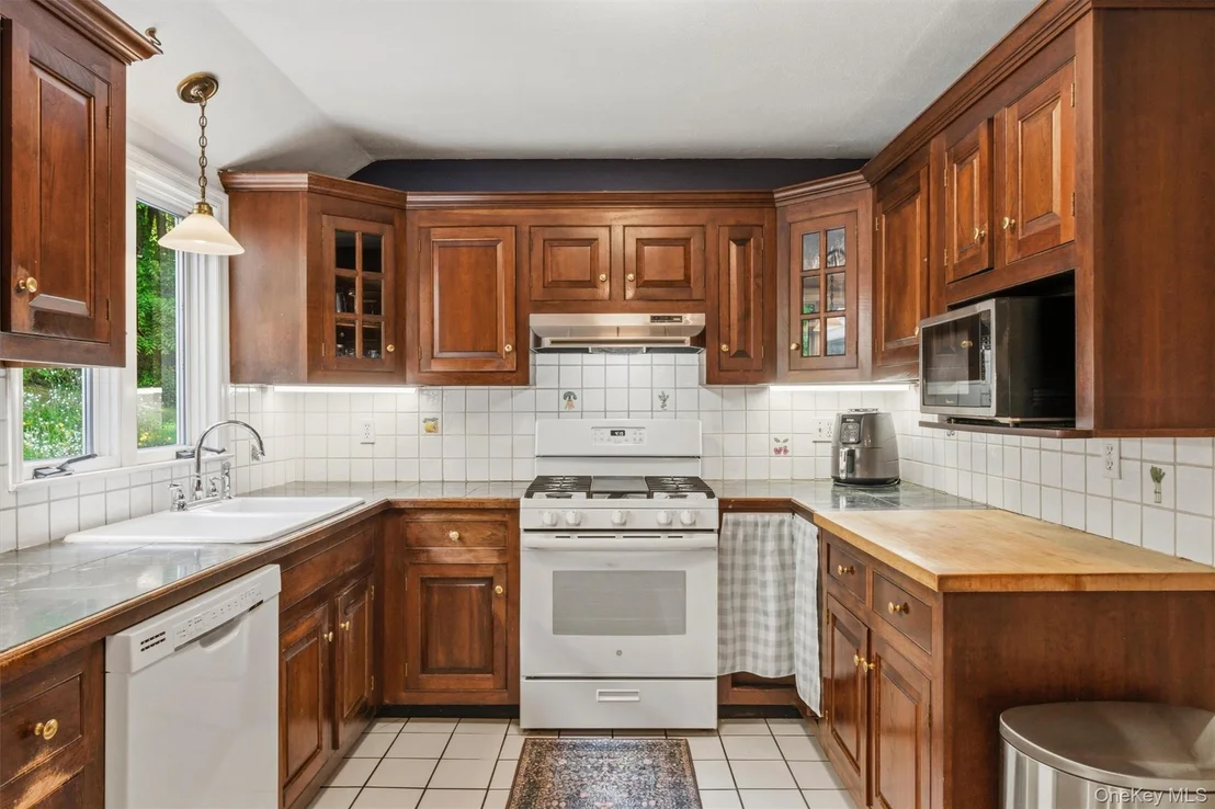 Photo of 40 Harmony Road