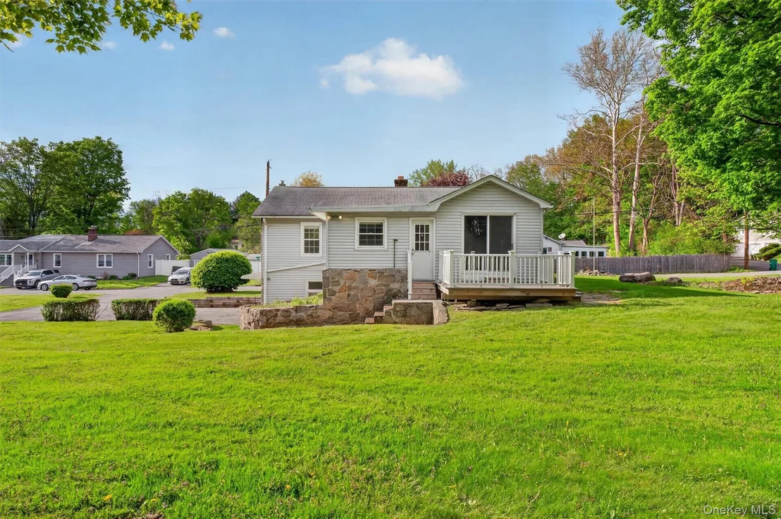 Photo of 17 Holt Road