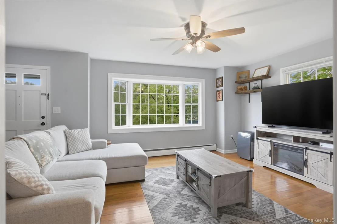 Photo of 39 Woodside Drive