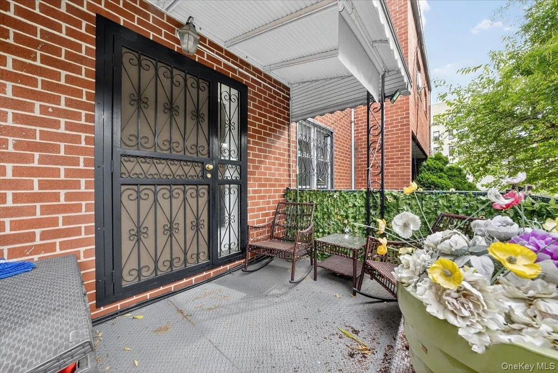Photo of 917 Fox Street