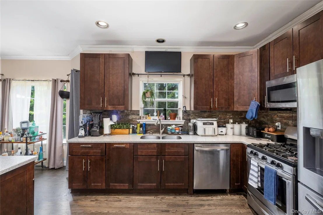 Photo of 8 Cedardale Loop