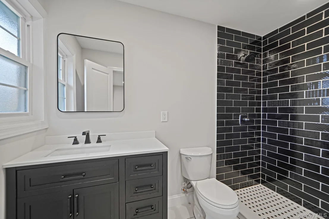 Photo of 780 Westview Drive