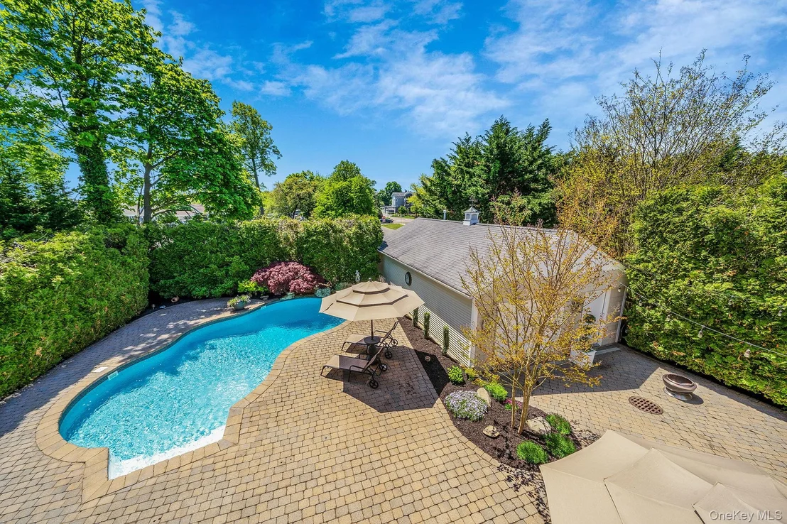 Photo of 36 Manitton Court