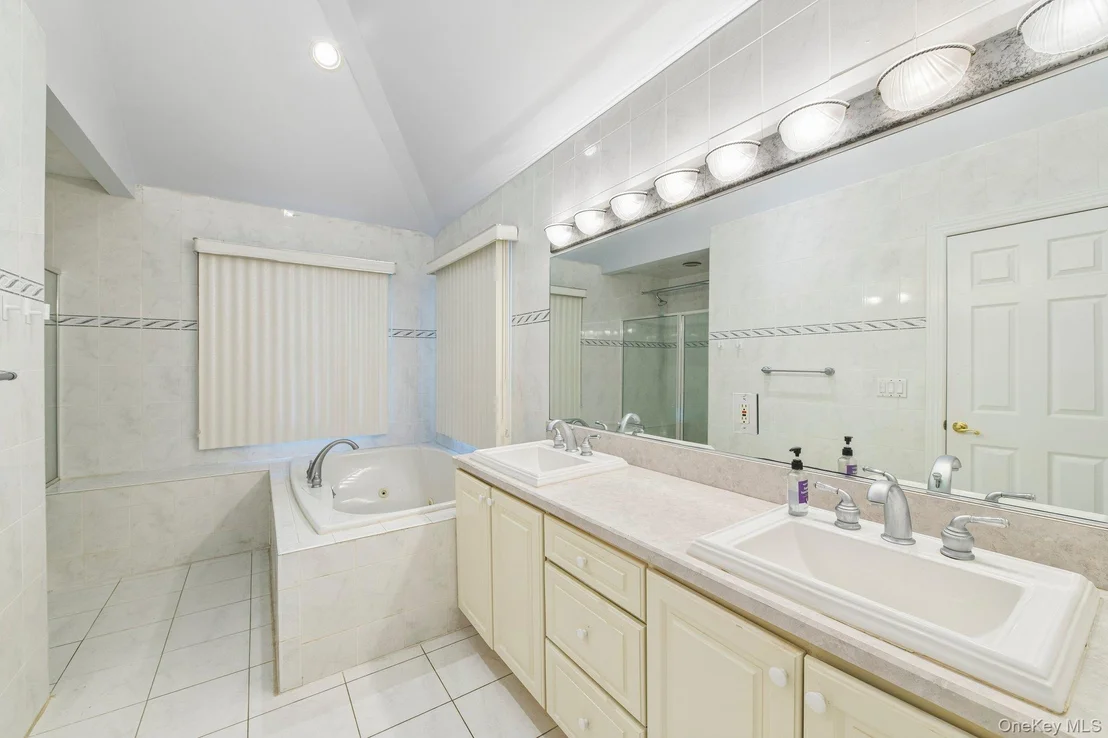 Photo of 2175 Helene Avenue