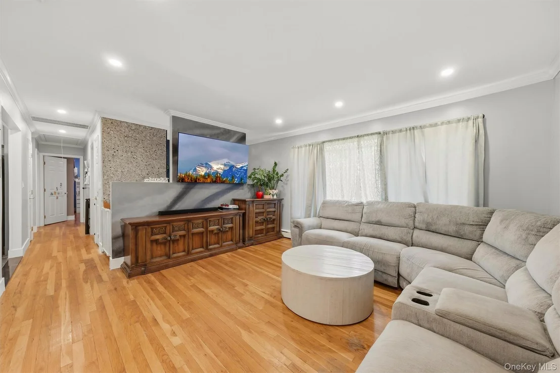 Photo of 53 Everett Road