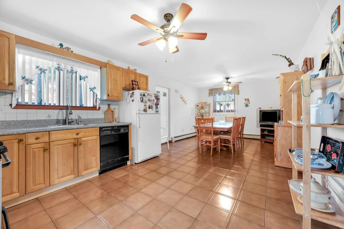 Photo of 187 Minerva Drive