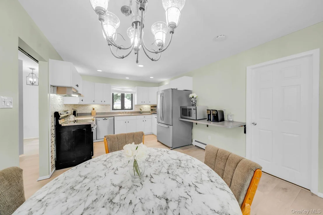 Photo of 1011 Old Town Road