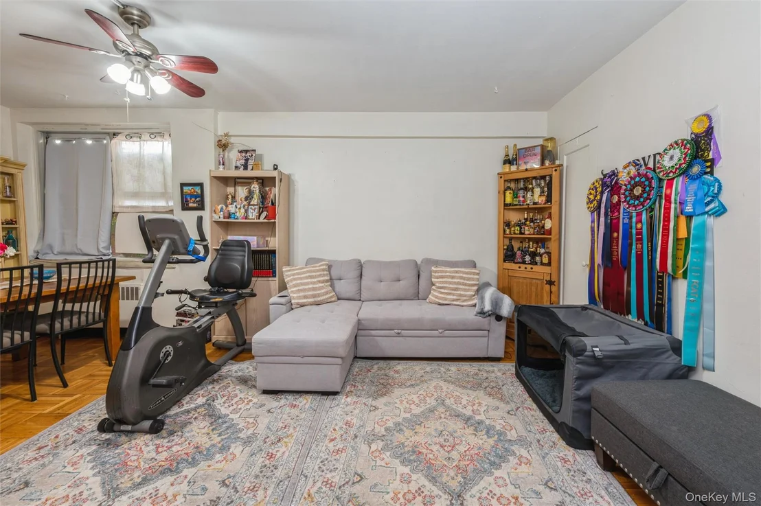 Photo of Unit 1C at 755 Bronx River Road
