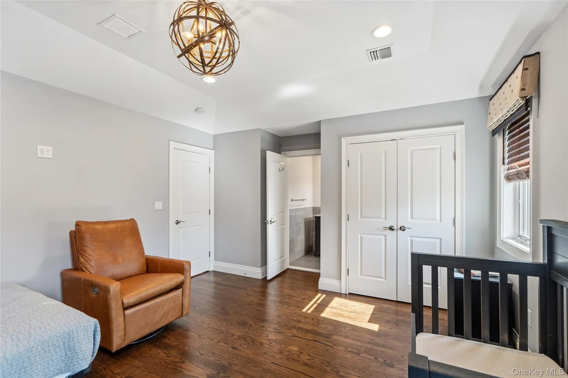 Photo of 55 Belmont Circle