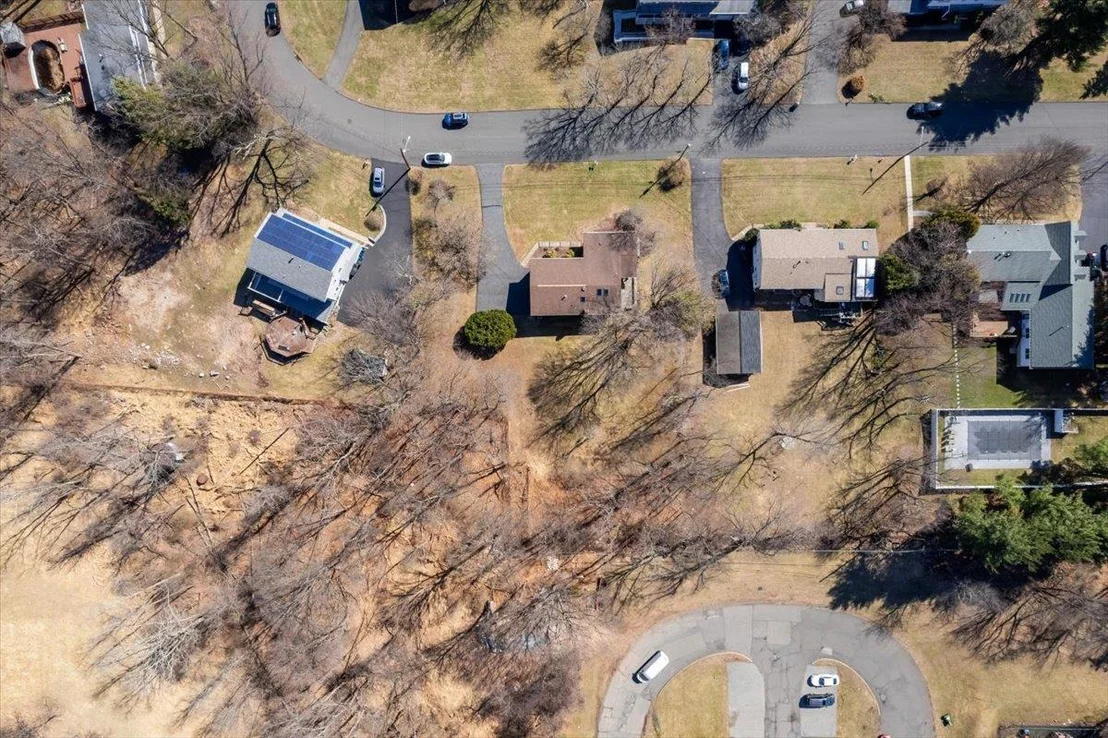 Photo of 13 Barrie Drive