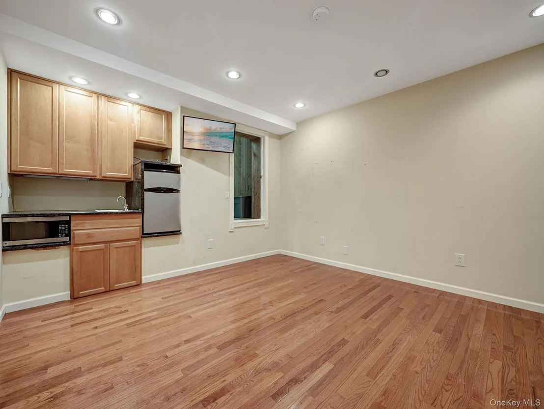 Photo of 111 Sycamore Drive