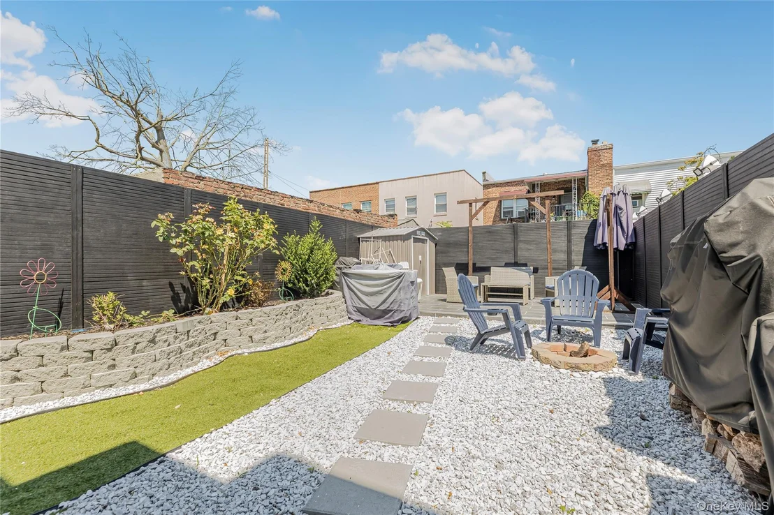 Photo of 426 Calhoun Avenue