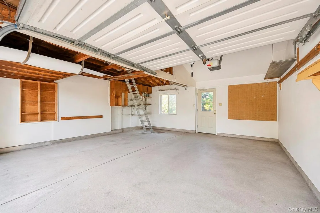 Photo of 1425 Pine Drive