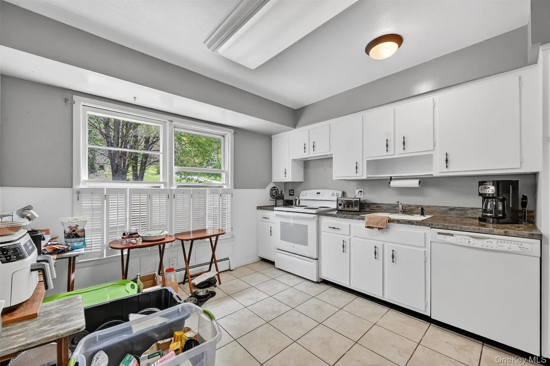 Photo of 5 Regelski Drive