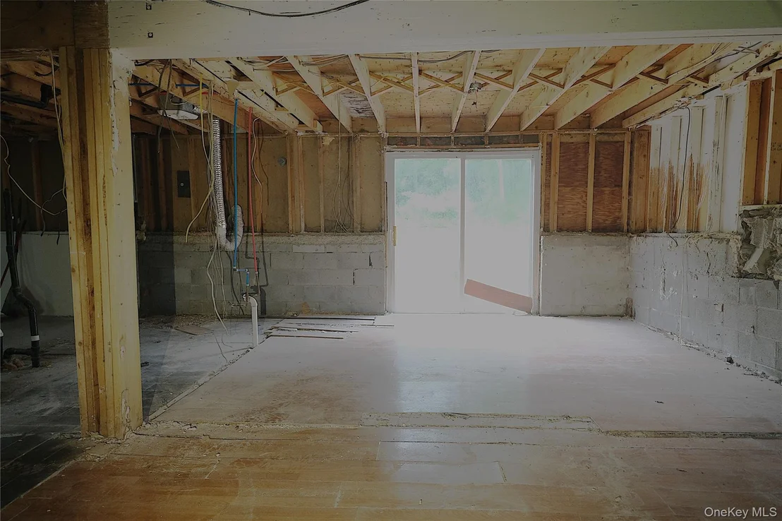 Photo of 17 Roosevelt Road