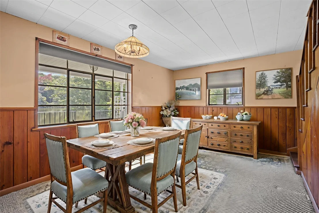 Photo of 65 Lakeside Road
