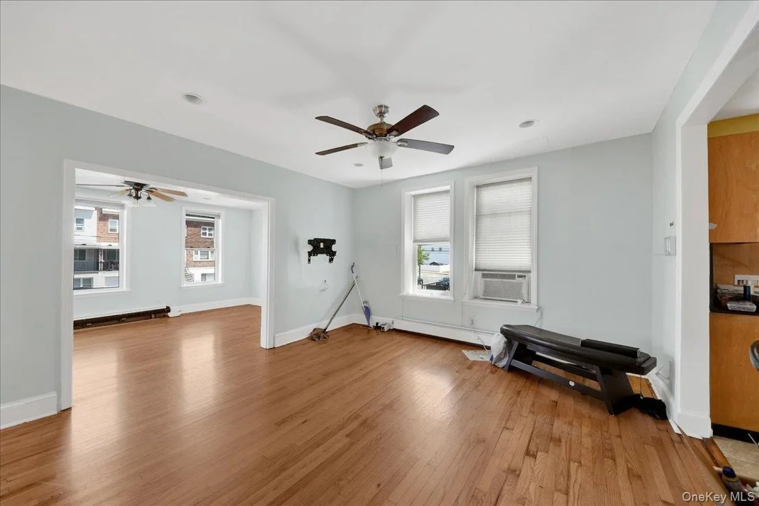 Photo of 227 Calhoun Avenue