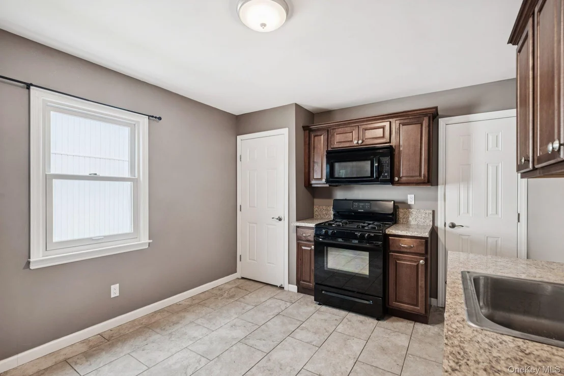 Photo of 105 Devon Road