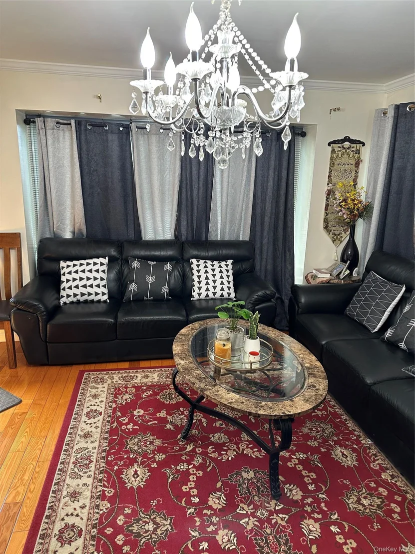 Photo of 90 Clearstream Avenue
