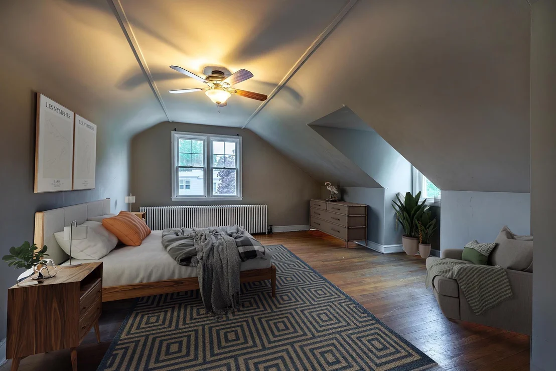 Photo of 545 Ridgeway