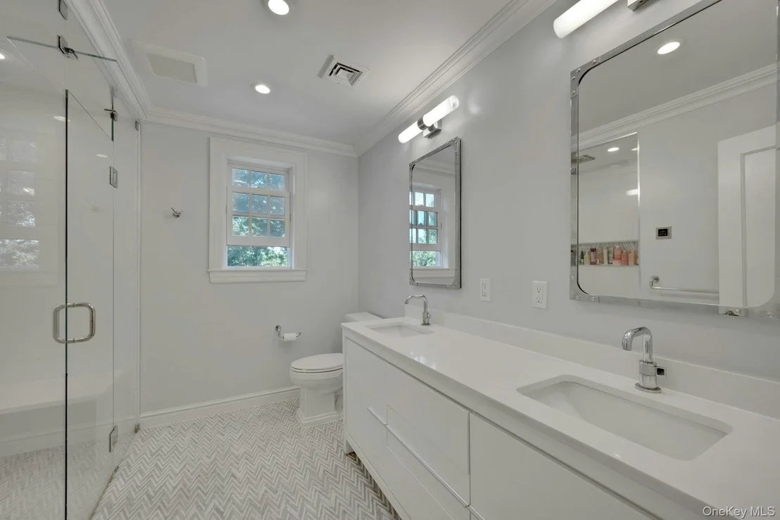 Photo of 514 Esplanade
