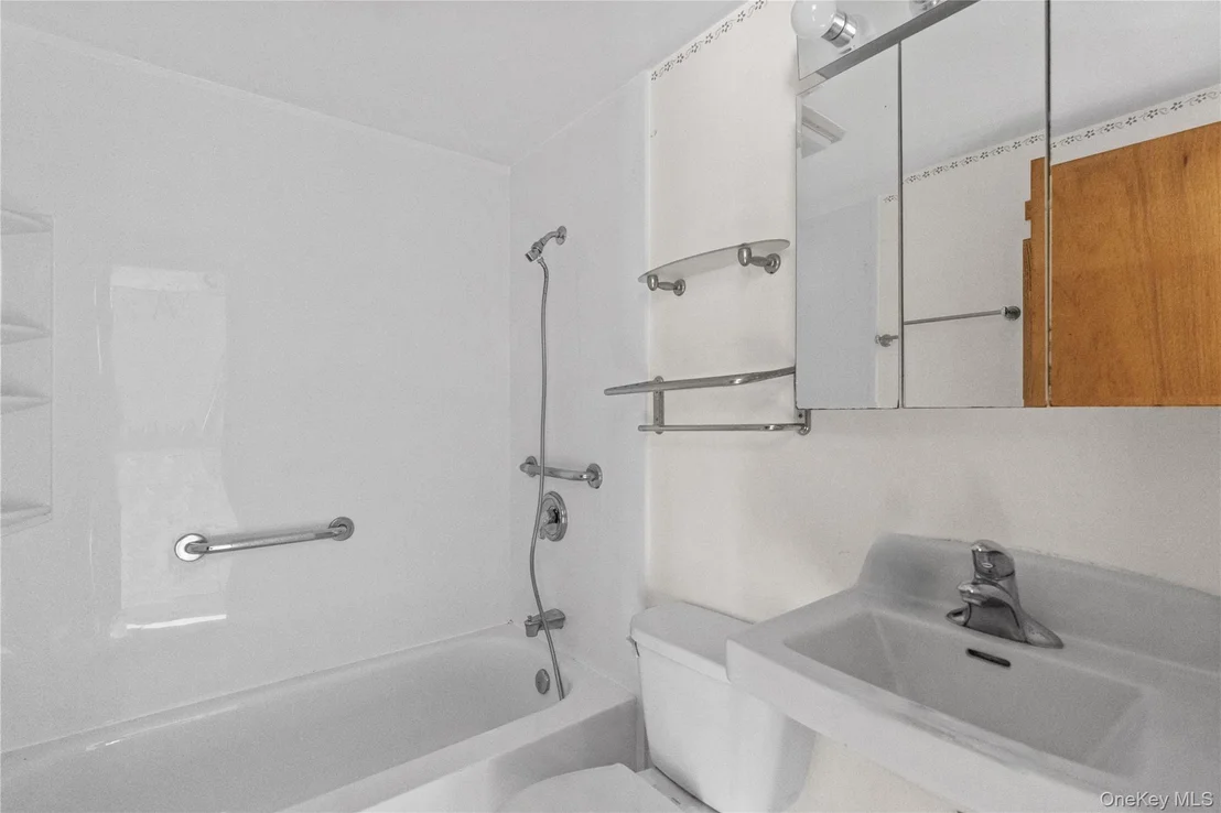 Photo of 41 Hurd Avenue