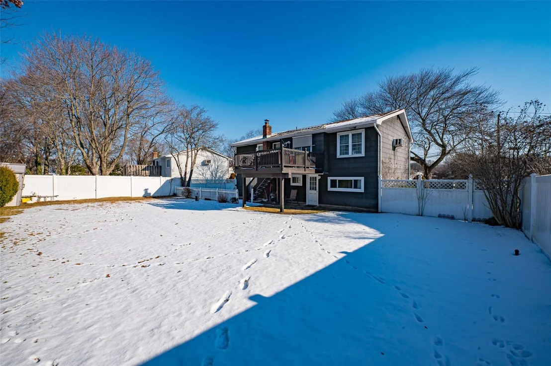 Photo of 888 Pine Avenue