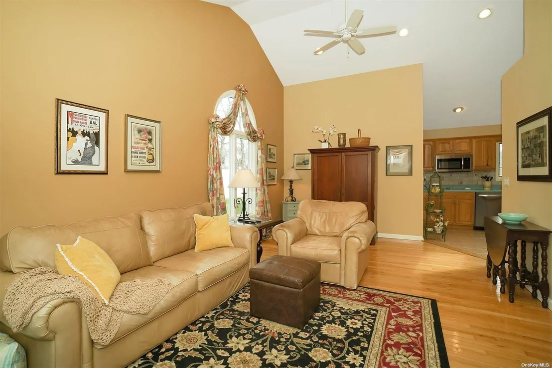 Photo of 9 Hallowell Lane