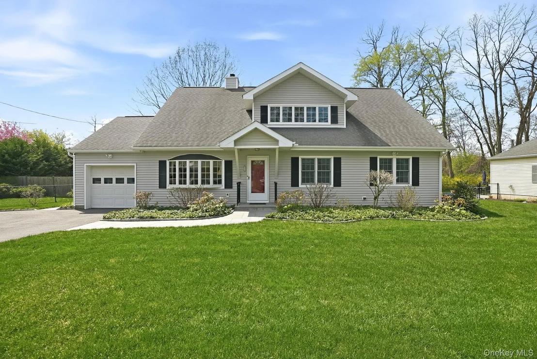 Photo of 73 Sunset Road