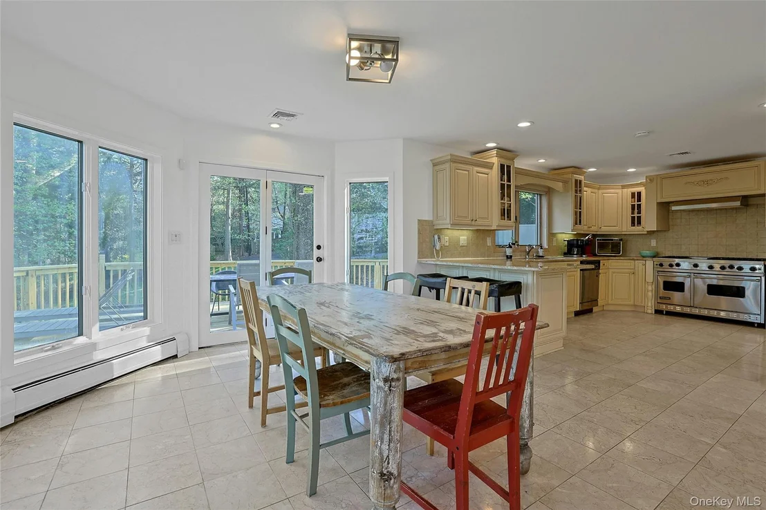 Photo of 6 Treeline Terrace