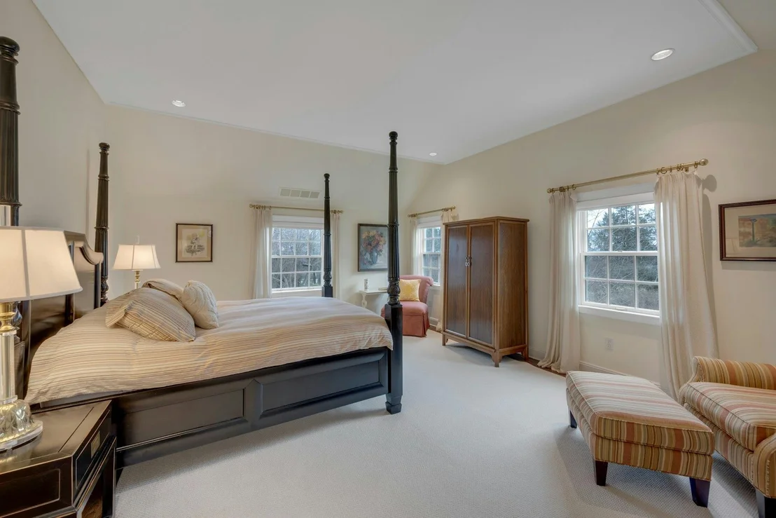 Photo of 280 Beverly Road
