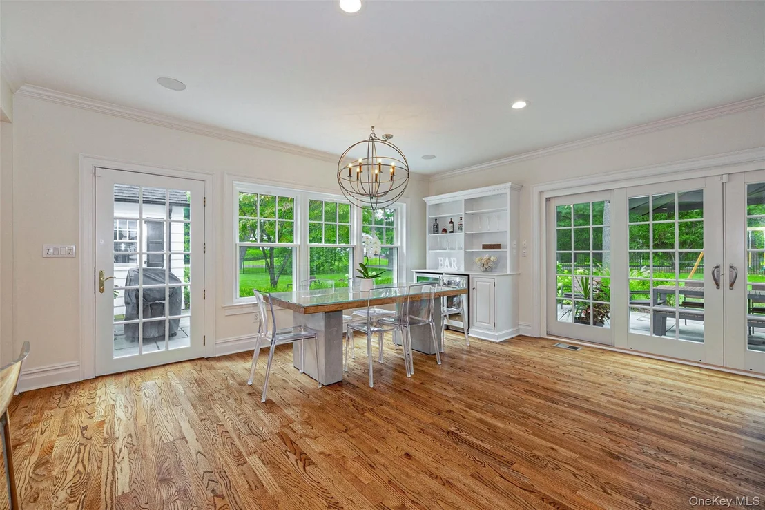 Photo of 18 Lakeside Drive